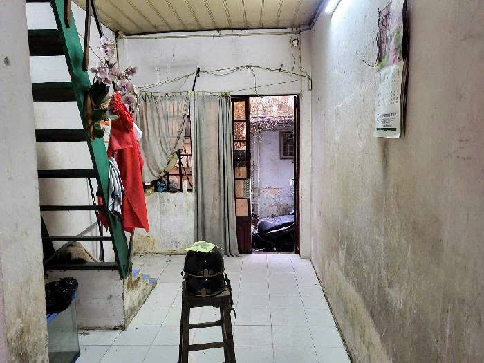 SAU LƯNG CĂN MẶT TIỀN- NHÀ CŨ TIỆN XÂY MỚI 32M GIÁ 3.9 TỶ THƯƠNG LƯỢNG